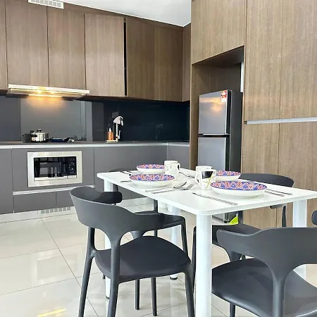 A1601 Grand Medini 2Br 100Mbps Netflix By Stay Nusajaya  Exterior photo
