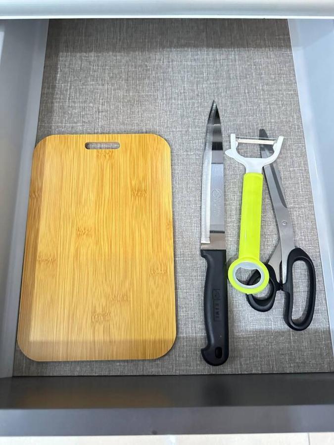 Apartment A1601 Grand Medini 2br 100mbps Netflix By *