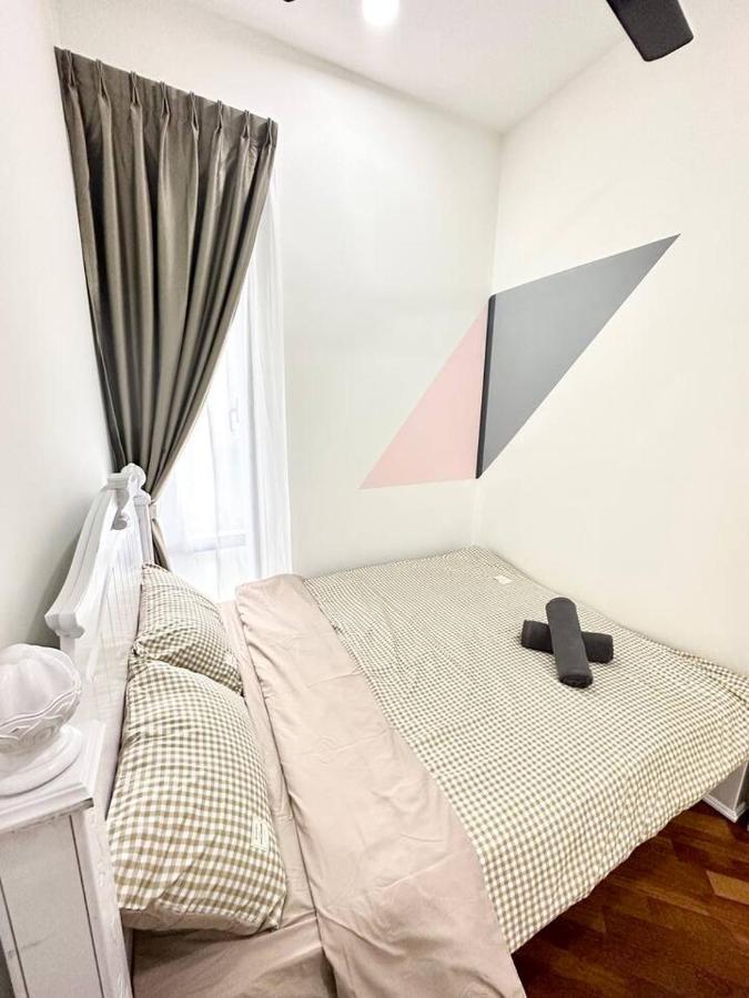 Apartment A1601 Grand Medini 2br 100mbps Netflix By